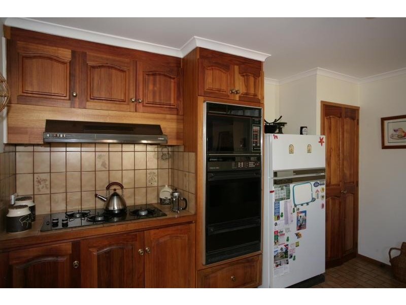 5 Redwood Drive, Hoppers Crossing VIC 3029