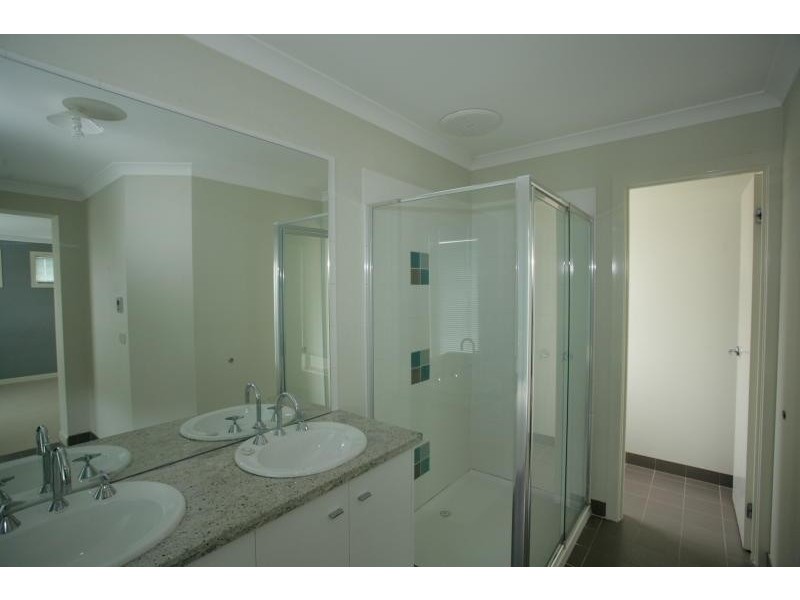 15 Nottingham Crescent, Tarneit VIC 3029