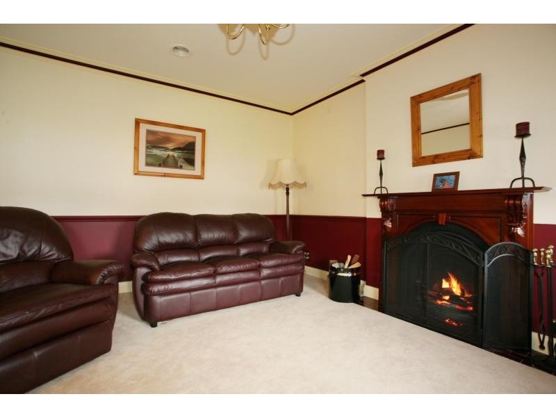 42 Caradon Drive, Truganina VIC 3029