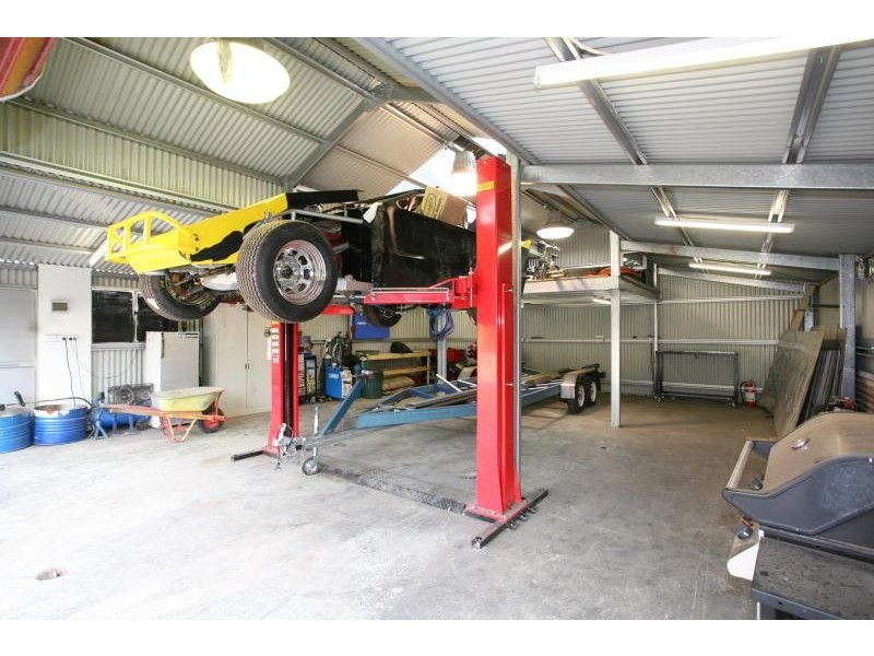 203 Hogans Road, Hoppers Crossing VIC 3029