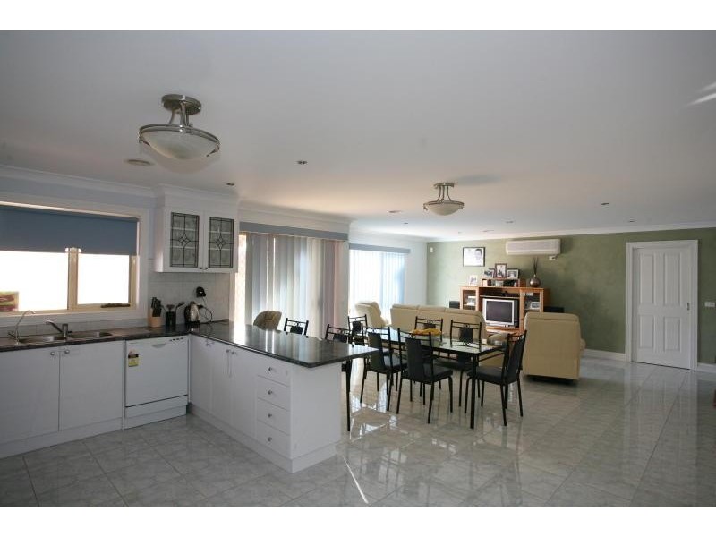 37 Doubell Boulevard, Truganina VIC 3029