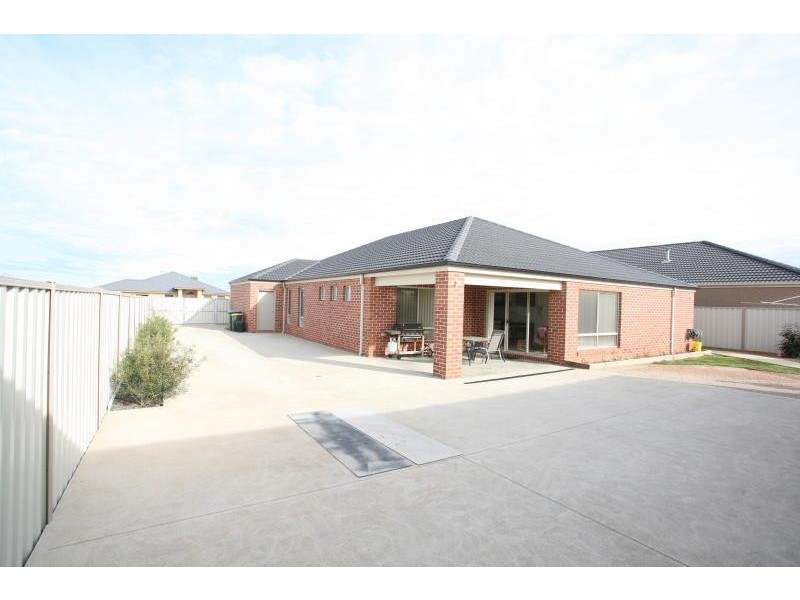 16 Verdant Road, Truganina VIC 3029