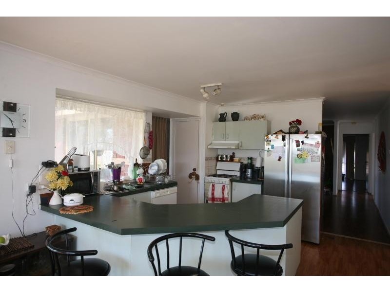 37 Mirabella Close, Werribee VIC 3030