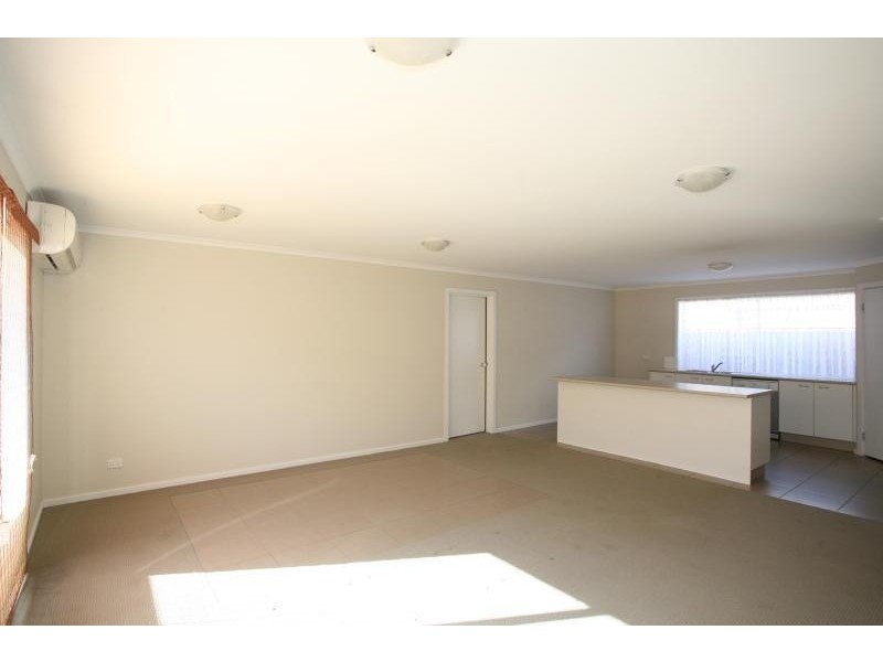 25 Emperor Parade, Tarneit VIC 3029
