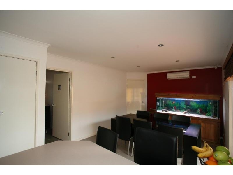 203 Hogans Road, Hoppers Crossing VIC 3029