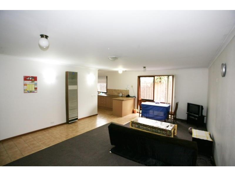Unit 13b Moffatt Crescent, Hoppers Crossing VIC 3029