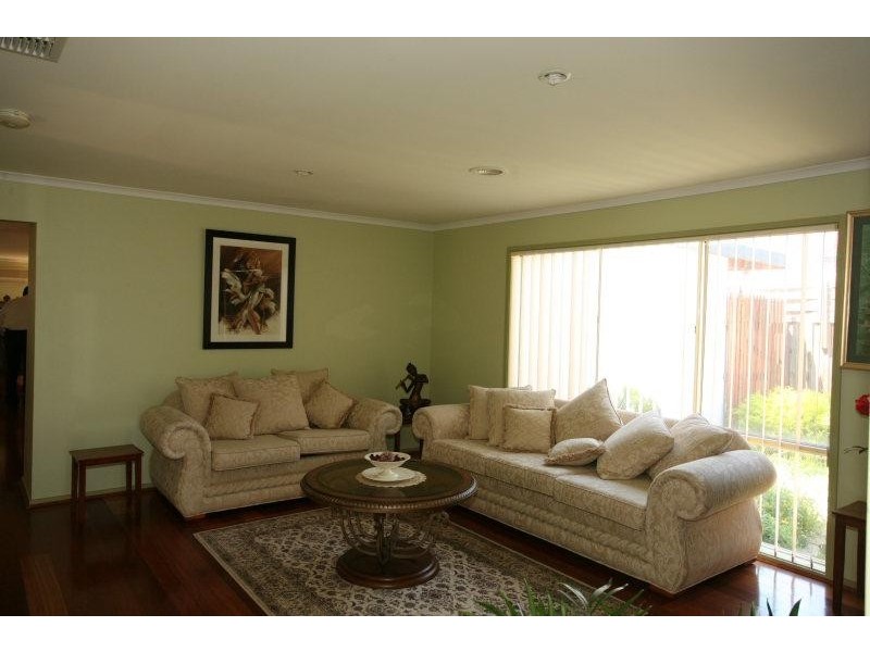 14 Breton Drive, Hoppers Crossing VIC 3029