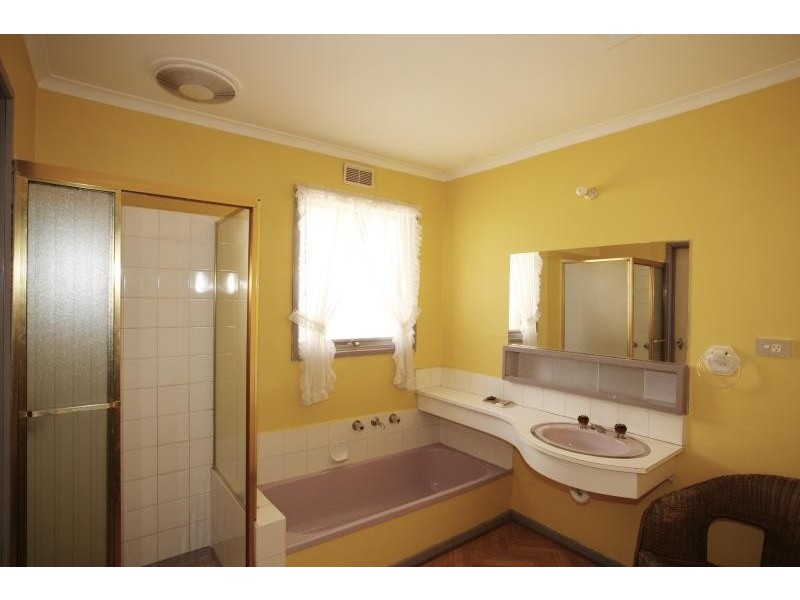 37 Warrenwood Avenue, Hoppers Crossing VIC 3029