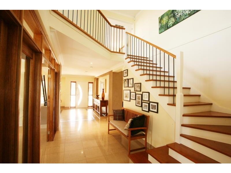 44 Caradon Drive, Truganina VIC 3029