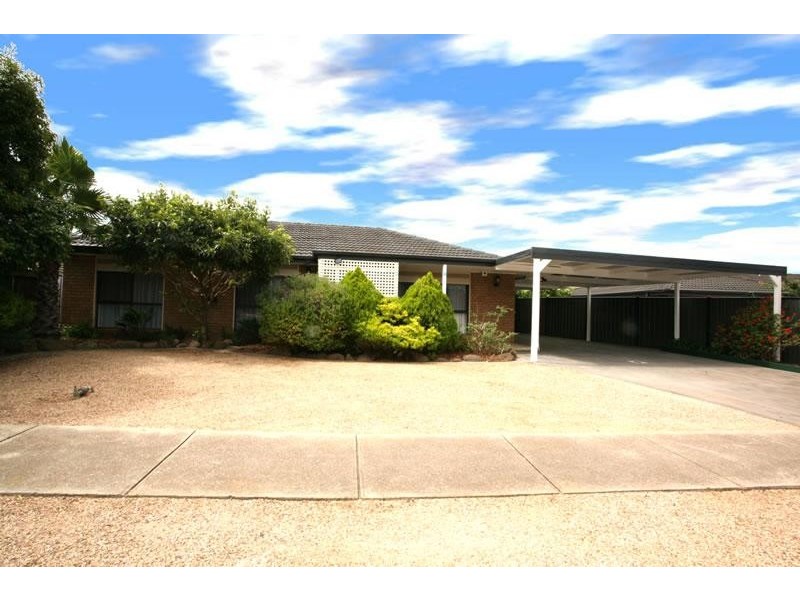 2 Saddington Avenue, Hoppers Crossing VIC 3029