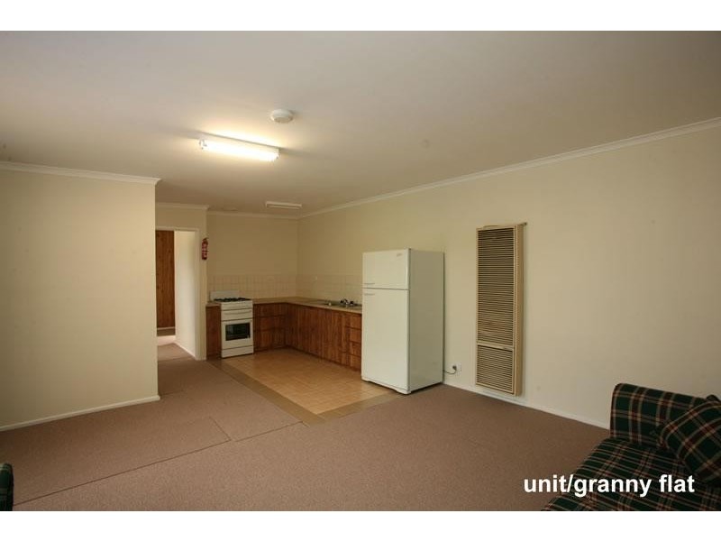 2 Saddington Avenue, Hoppers Crossing VIC 3029