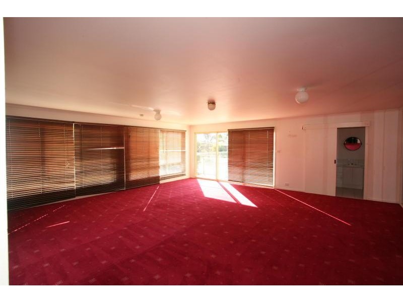 547 Tarneit Road, Hoppers Crossing VIC 3029