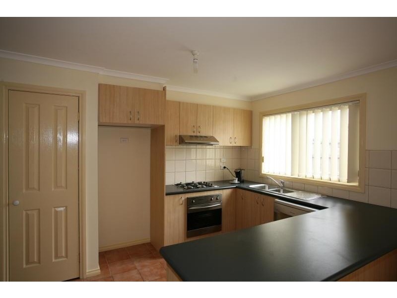 Unit 18/52 Latham Street, Werribee VIC 3030