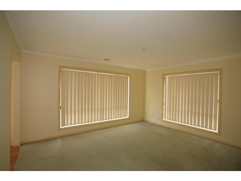 Unit 18/52 Latham Street, Werribee VIC 3030