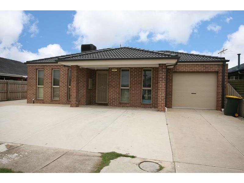 Unit 1/58 Baden Drive, Hoppers Crossing VIC 3029