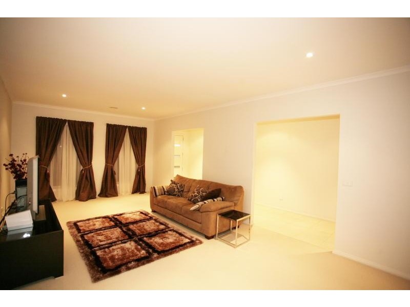 67 Cheviot Drive, Truganina VIC 3029