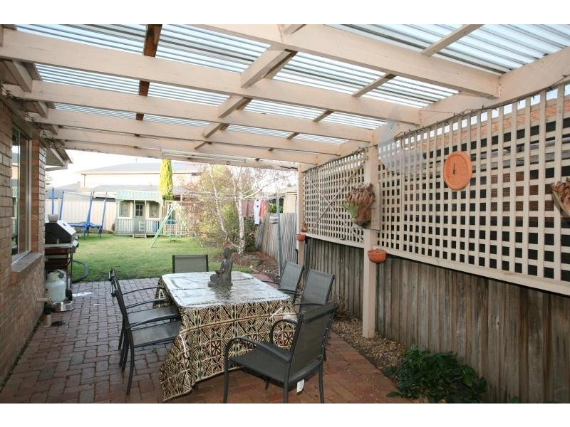 4 Michelle Court, Hoppers Crossing VIC 3029