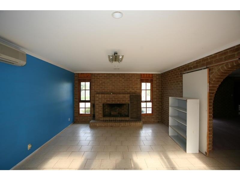 38 Wynarka Drive, Hoppers Crossing VIC 3029