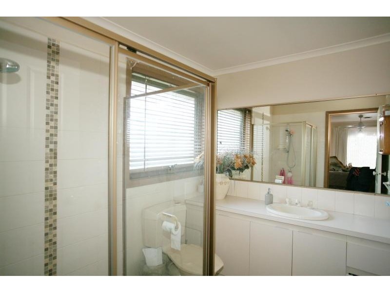 4 Michelle Court, Hoppers Crossing VIC 3029