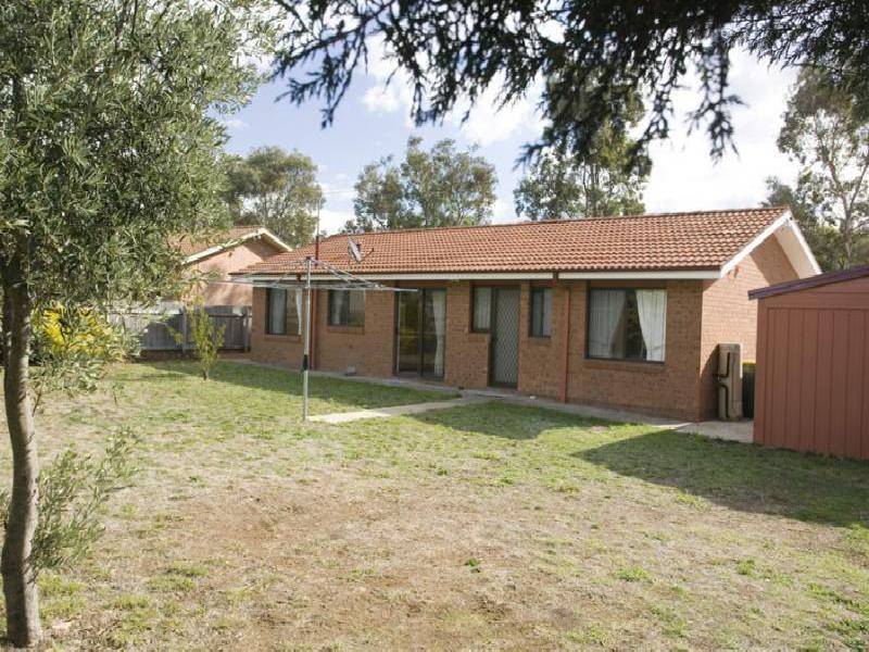 103 RATCLIFFE CRESCENT, Florey ACT 2615