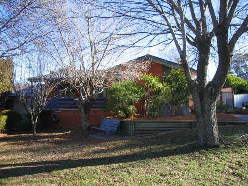3 ROBERTS STREET, Macquarie ACT 2614