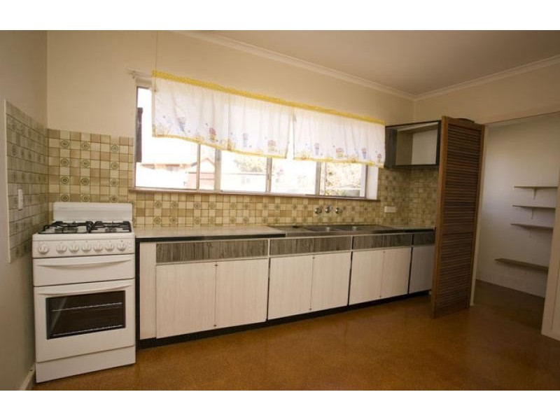 3 BENNELONG CRESCENT,, Macquarie ACT 2614