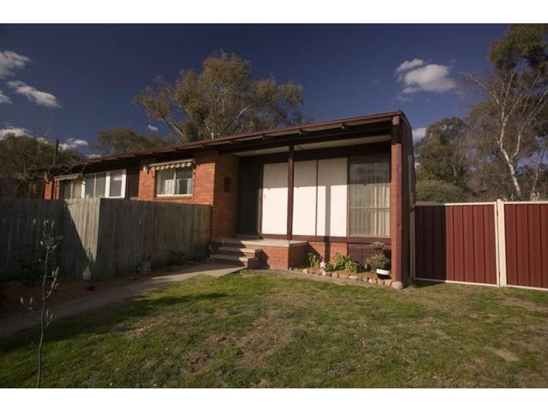 36 MCDOUGALL STREET, Charnwood ACT 2615
