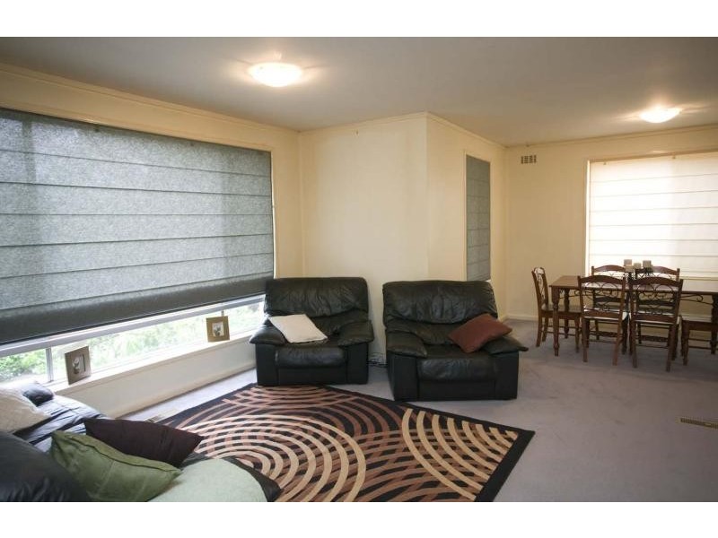 14 ROBERTS STREET, Macquarie ACT 2614