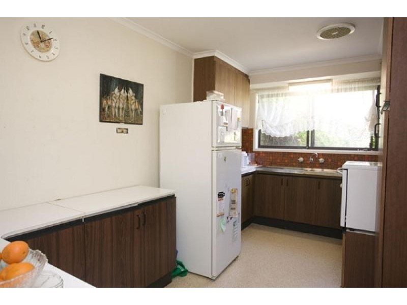 37 ELKEDRA CLOSE, Hawker ACT 2614