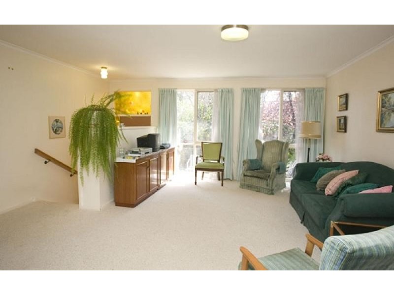 37 ELKEDRA CLOSE, Hawker ACT 2614