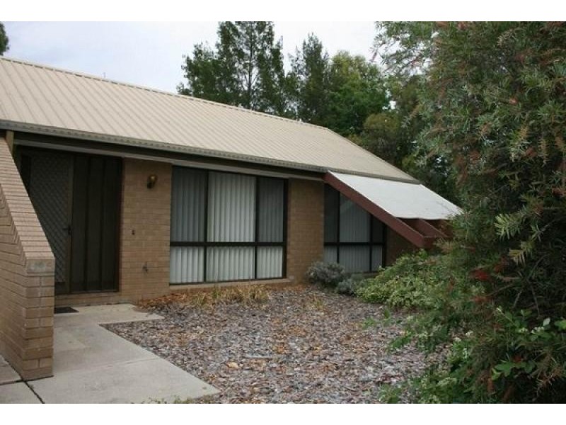 7 DE GILLERN PLACE, Macquarie ACT 2614