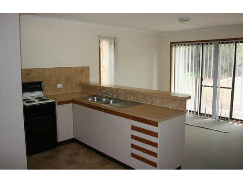 7 DE GILLERN PLACE, Macquarie ACT 2614