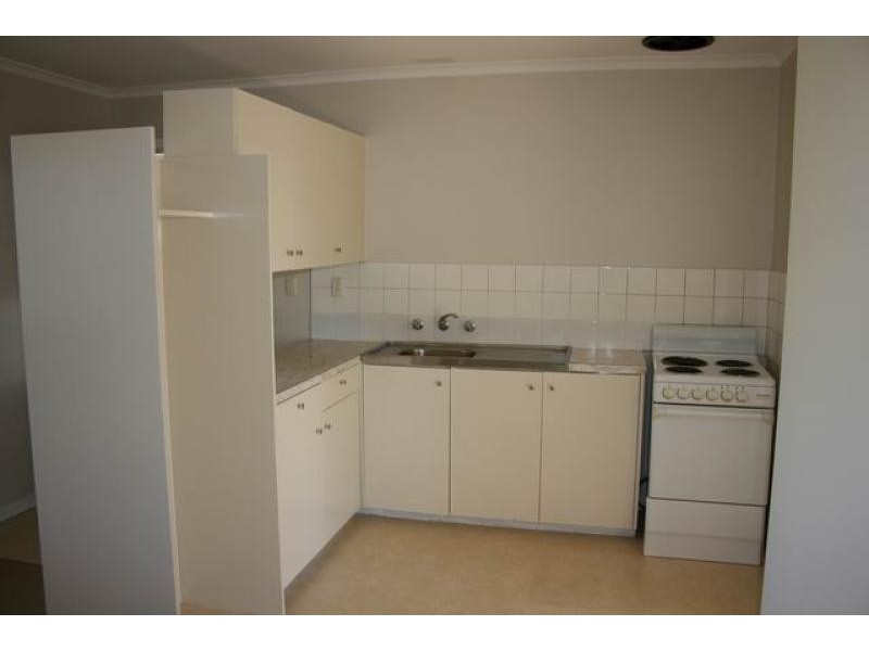 28B ULM STREET, Scullin ACT 2614