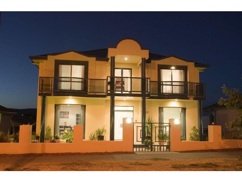 307 GUNDAROO DRIVE, Gungahlin ACT 2912
