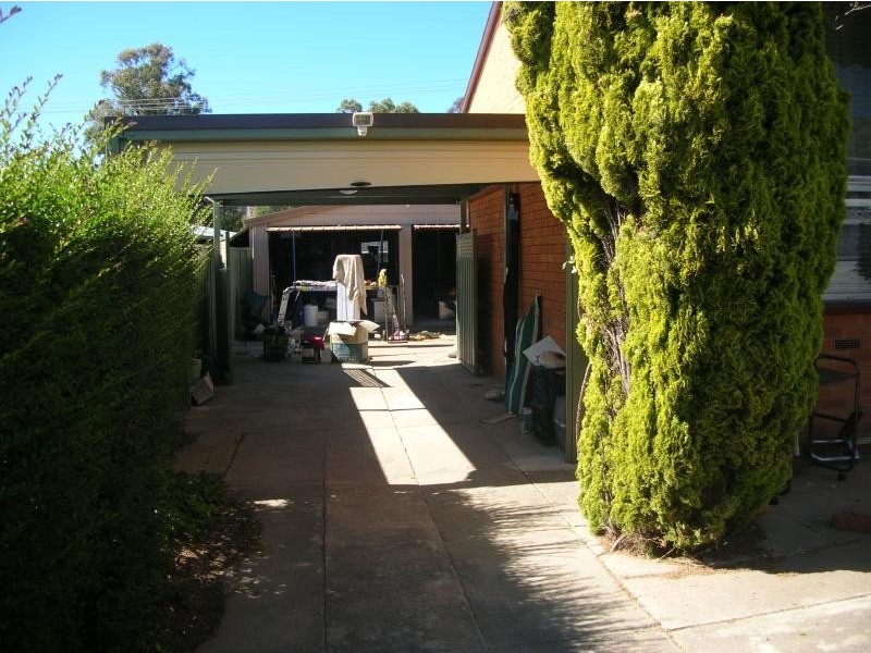 5 ROSE PLACE, Flynn ACT 2615