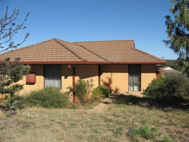 40 ENNOR CRESCENT, Florey ACT 2615