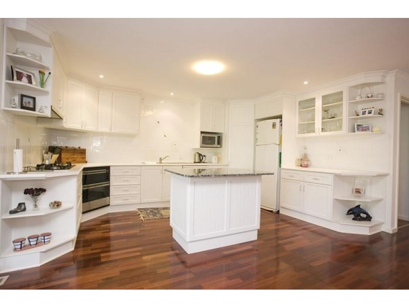 4 REUTHER STREET, Flynn ACT 2615