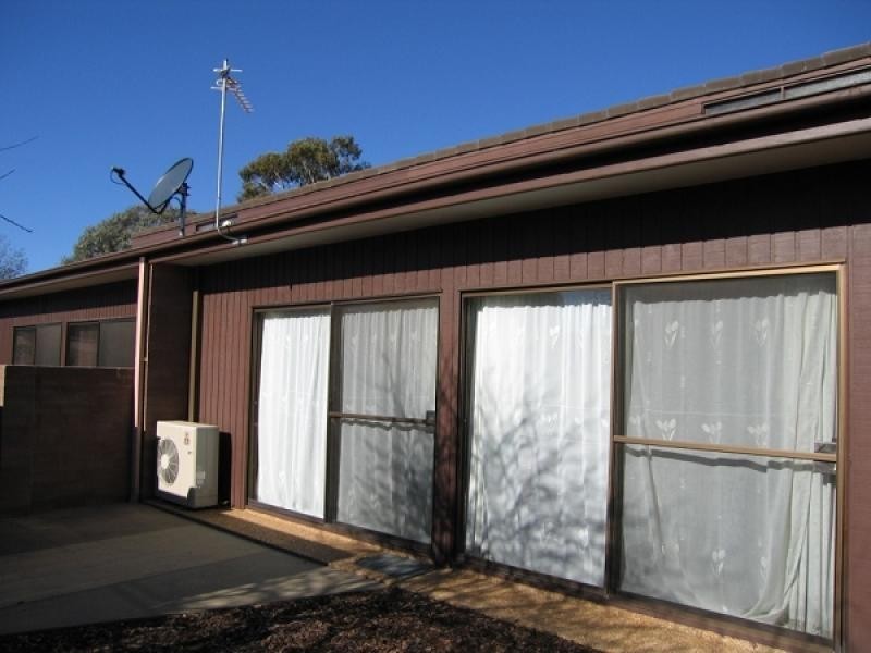 16/1 Evergood Close, Weston ACT 2611