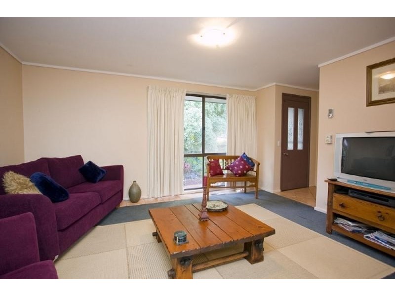 4 Wayal Place, Giralang ACT 2617