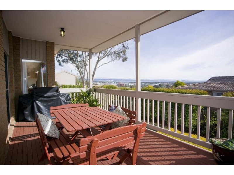 8/11 Teakle Place, Bruce ACT 2617