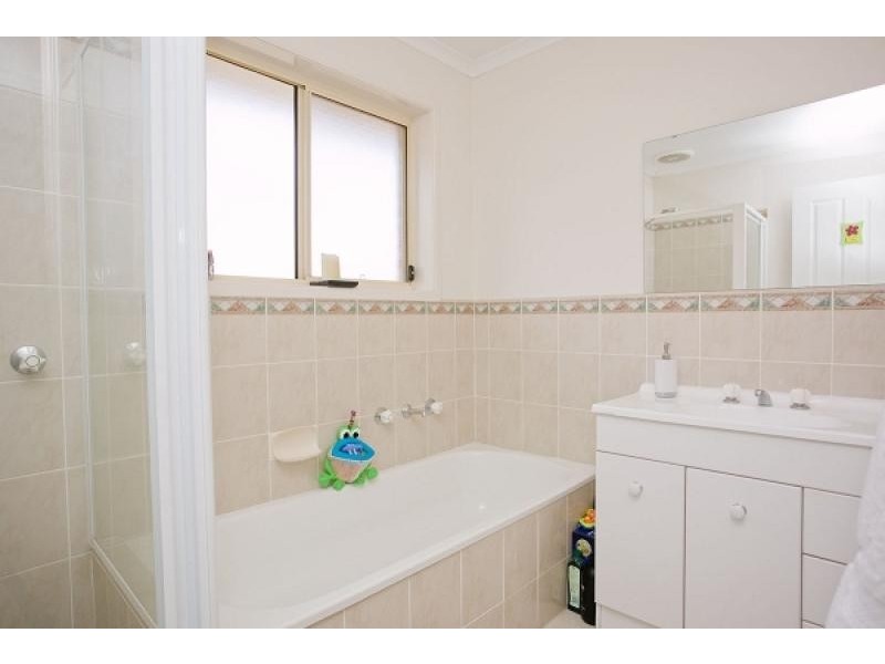 4/26 Jonsson Court, Dunlop ACT 2615