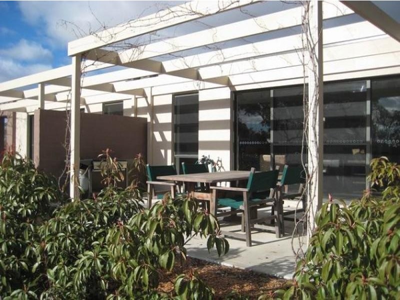 27 Arndell Street, Macquarie ACT 2614