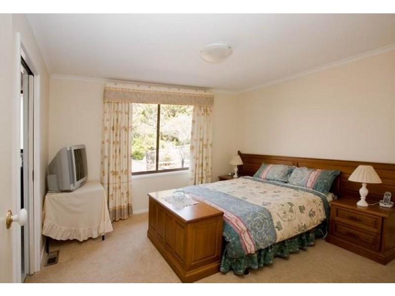 37 Onkaparinga Crescent, Kaleen ACT 2617