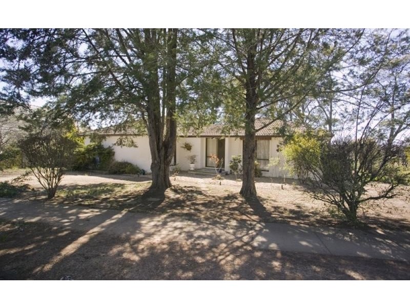 16 Real Place, Latham ACT 2615