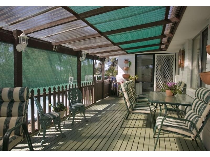 16 Real Place, Latham ACT 2615