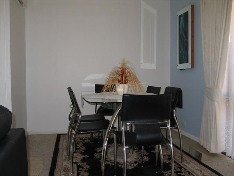 16 Real Place, Latham ACT 2615