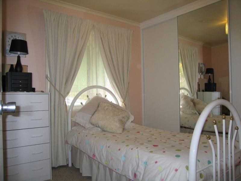 16 Real Place, Latham ACT 2615