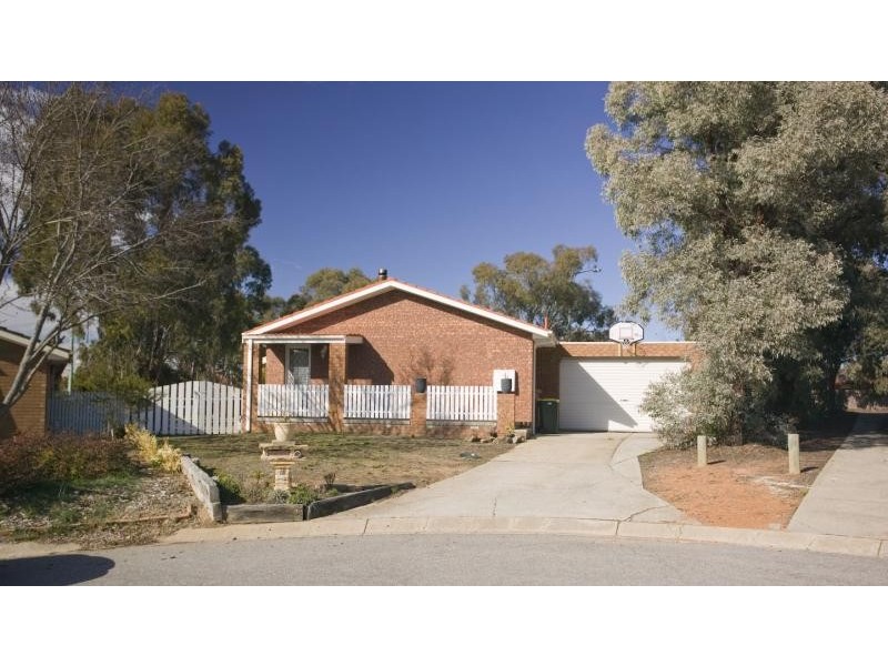 15 Dalton Place, Florey ACT 2615