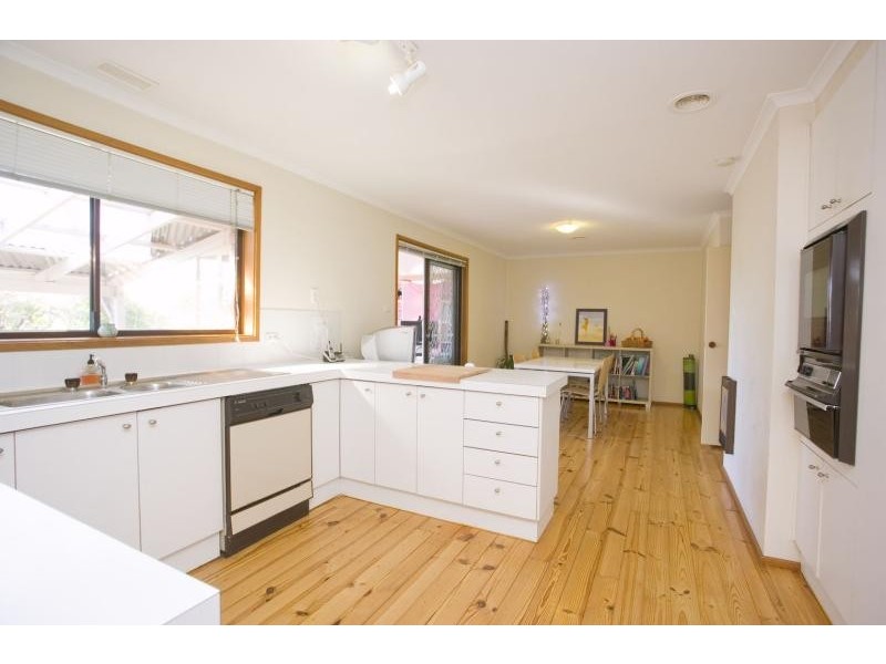 15 Dalton Place, Florey ACT 2615
