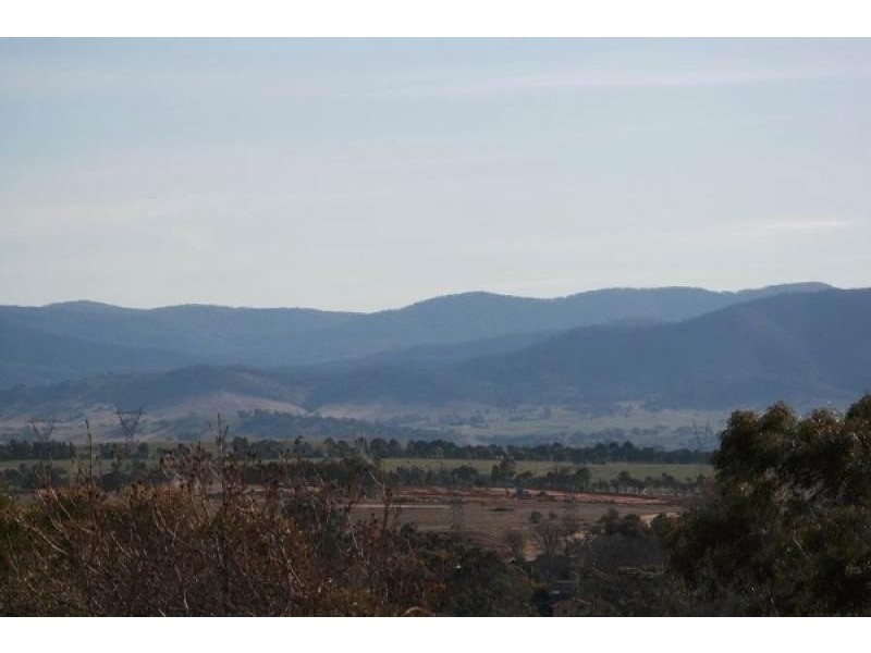 14 Barrett Street, Macgregor ACT 2615